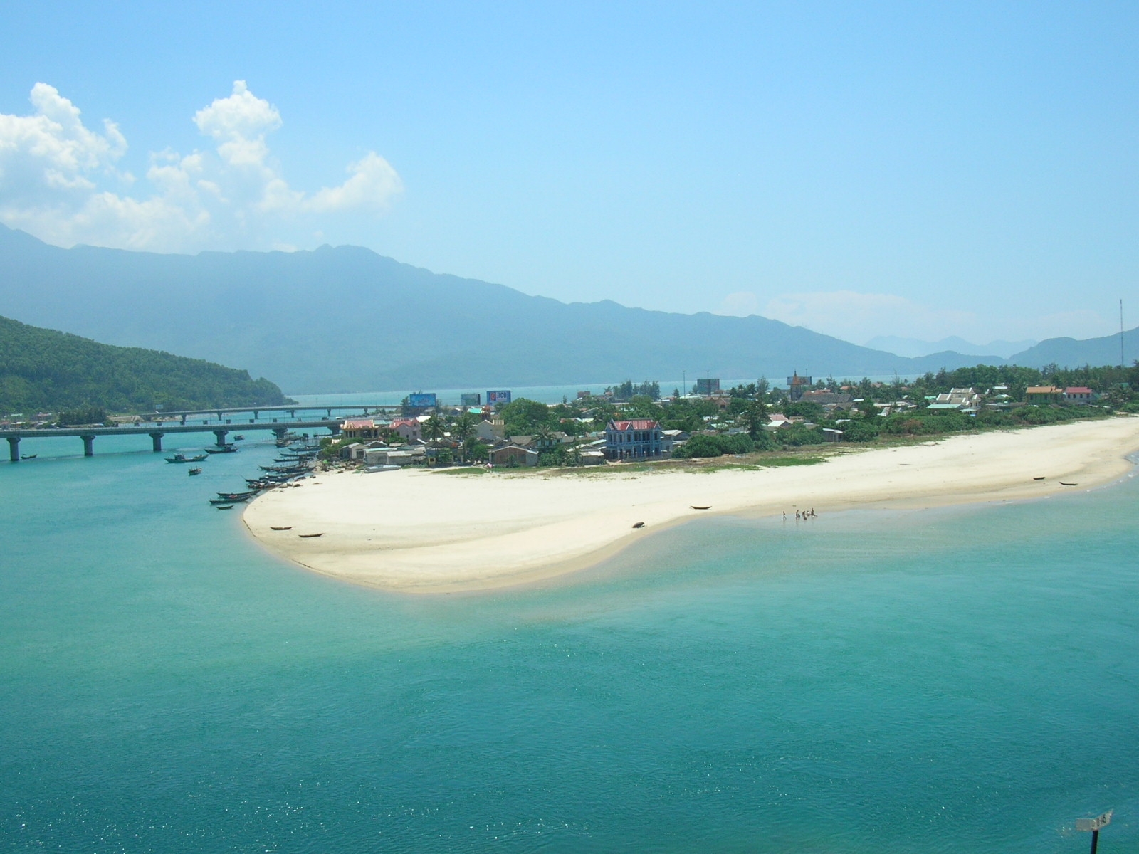 Hà Nội - Huế - Lăng Cô